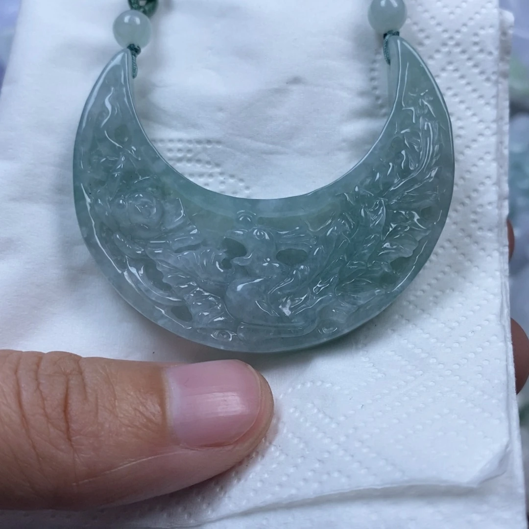 颈饰未镶嵌翡翠翡翠