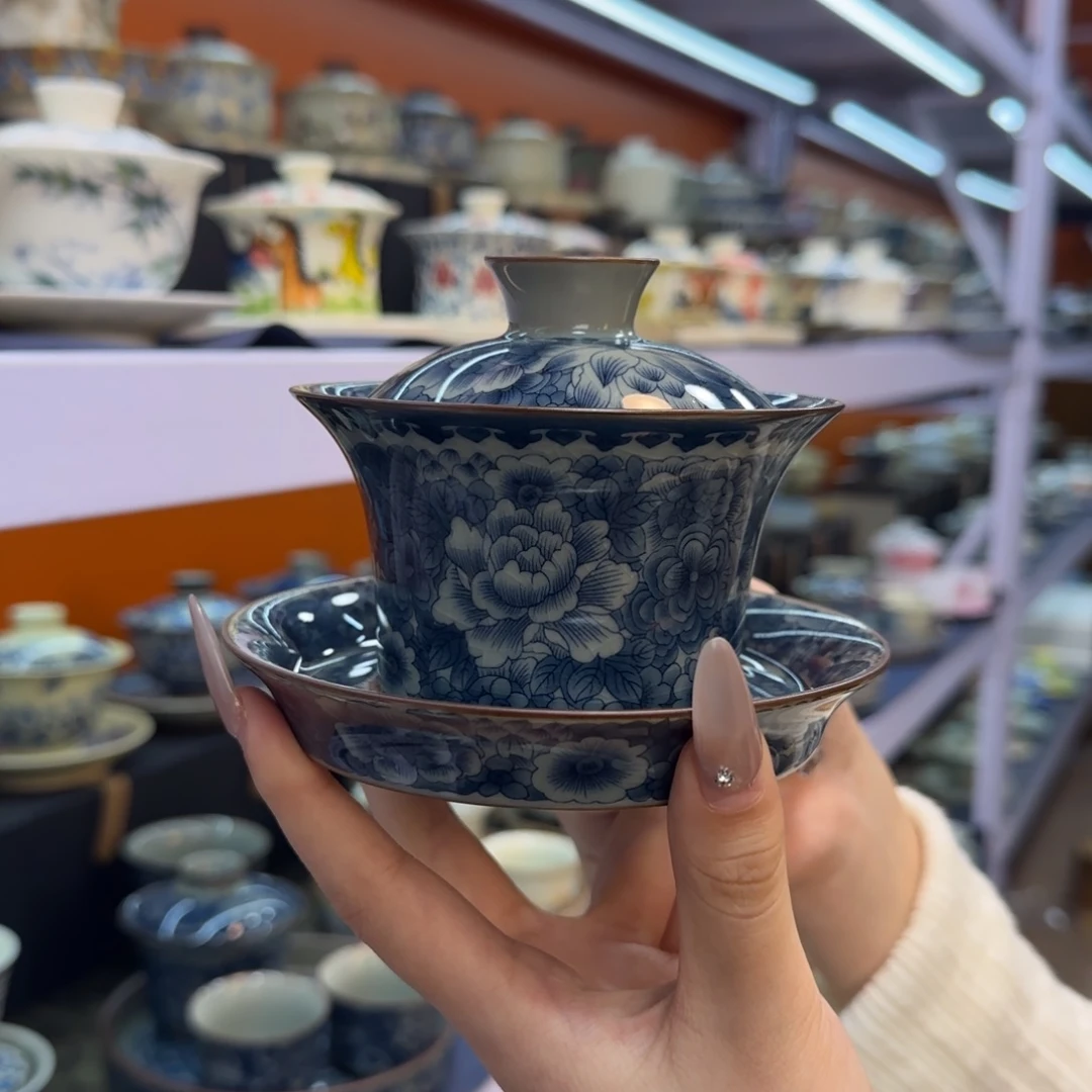 我在外面吃饭呢你在哪了我在外面