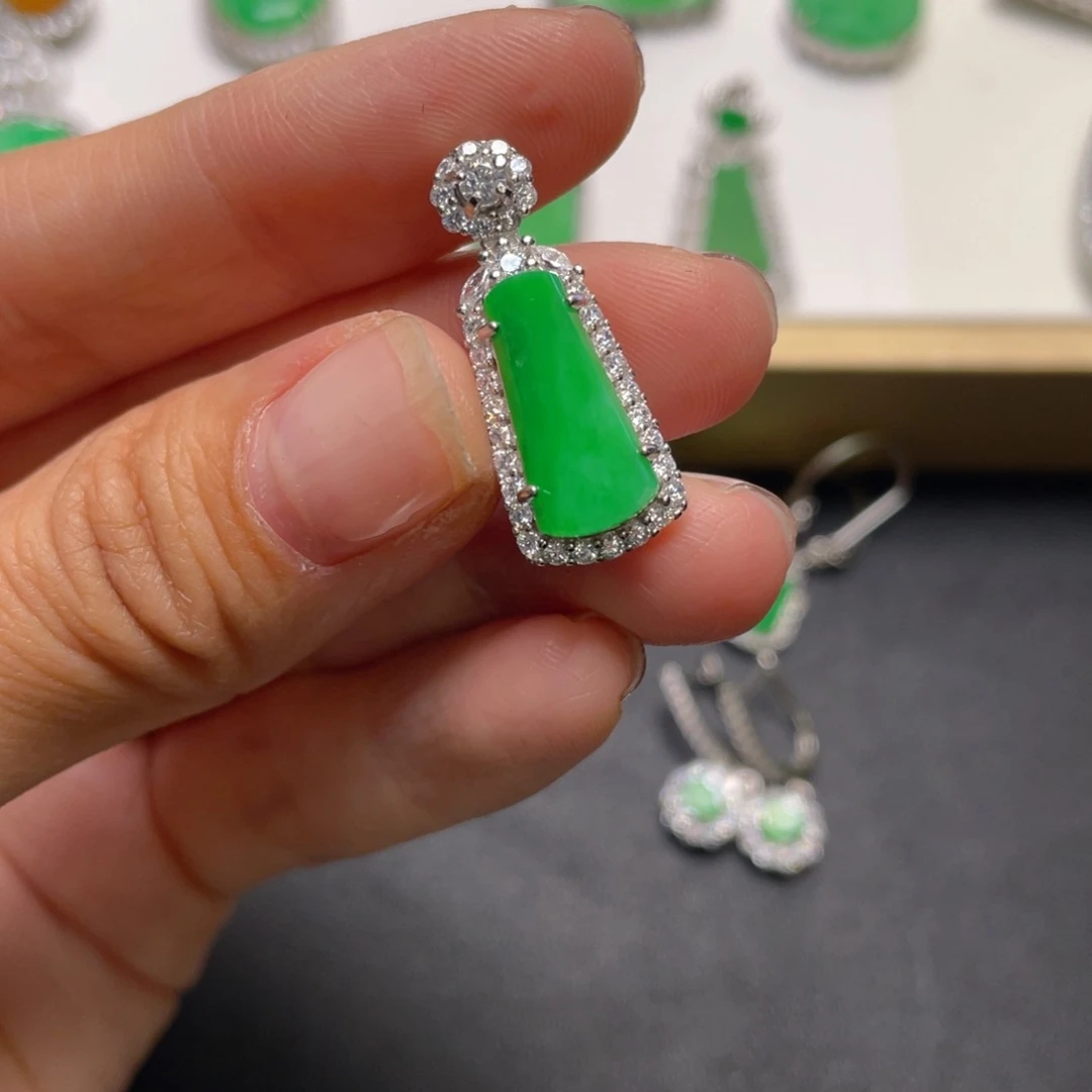 翡翠吊坠(不含链)银S925镶嵌