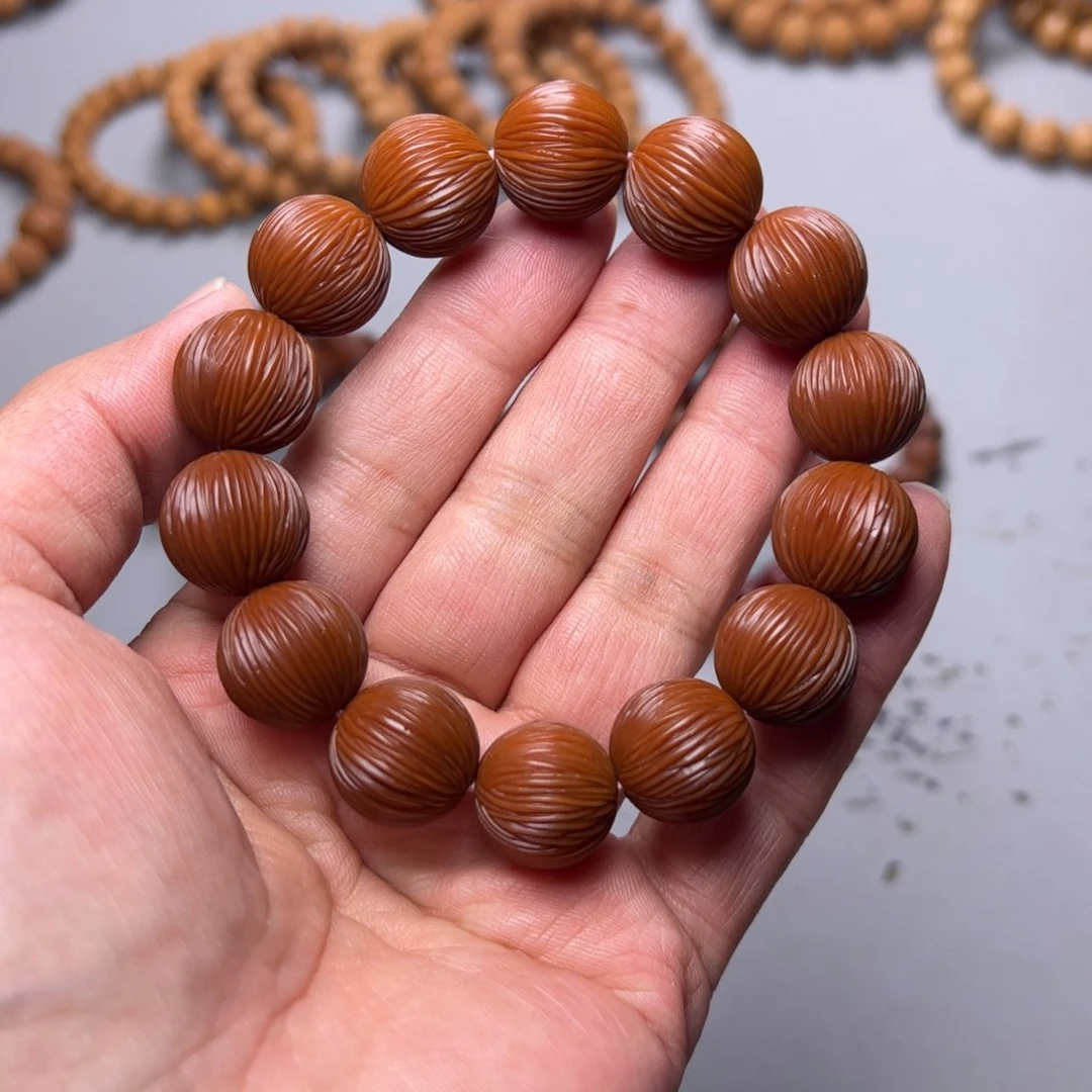 猴头核桃吊坠猴头金丝