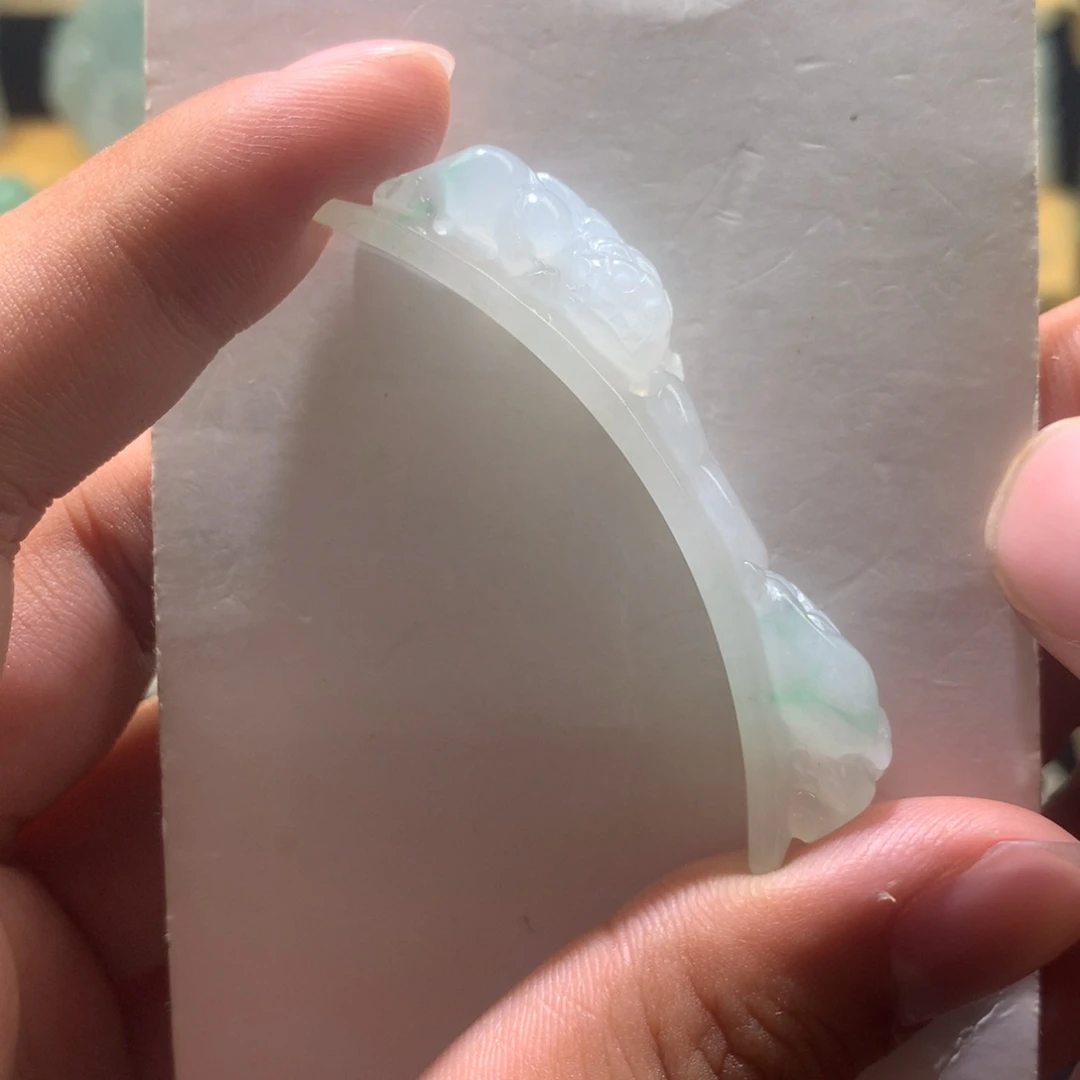 翡翠未镶嵌颈饰00