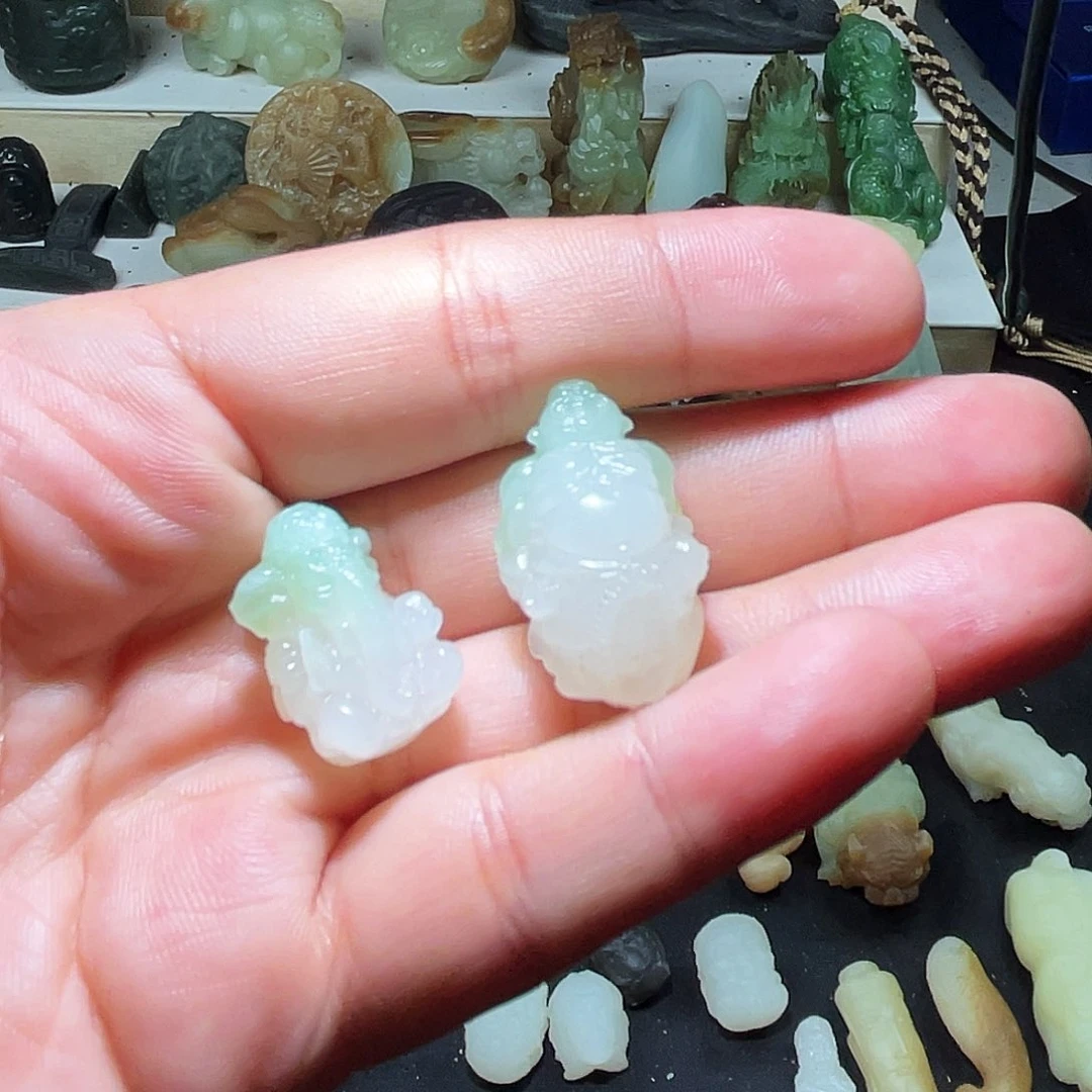 颈饰未镶嵌和田玉冮*郝