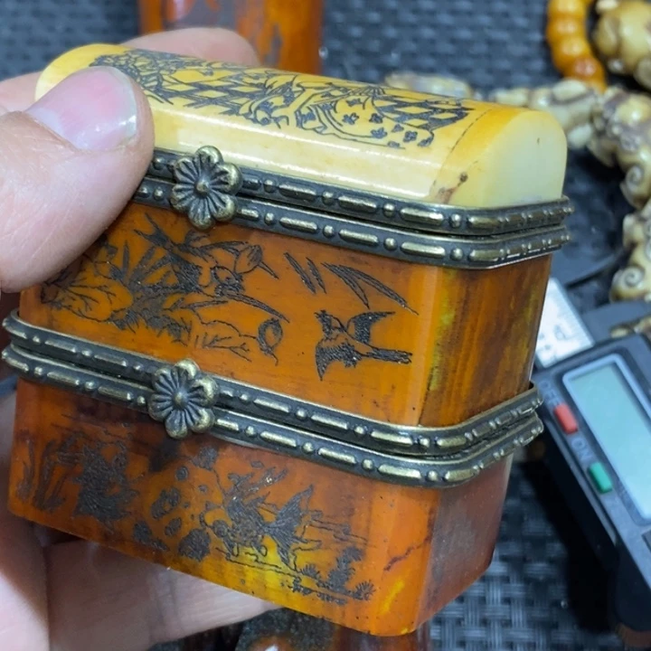 滴血莲花菩提吊坠