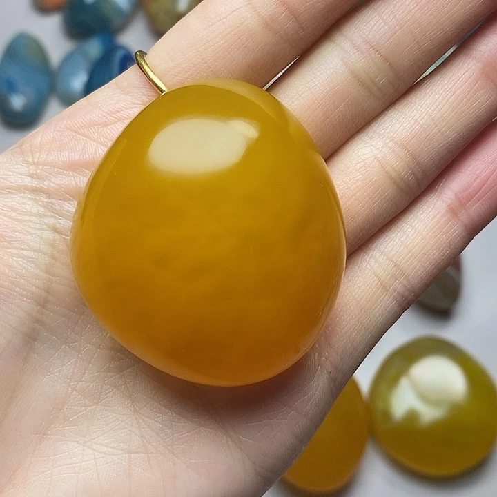 平***哥玛瑙/玉髓未镶嵌颈饰