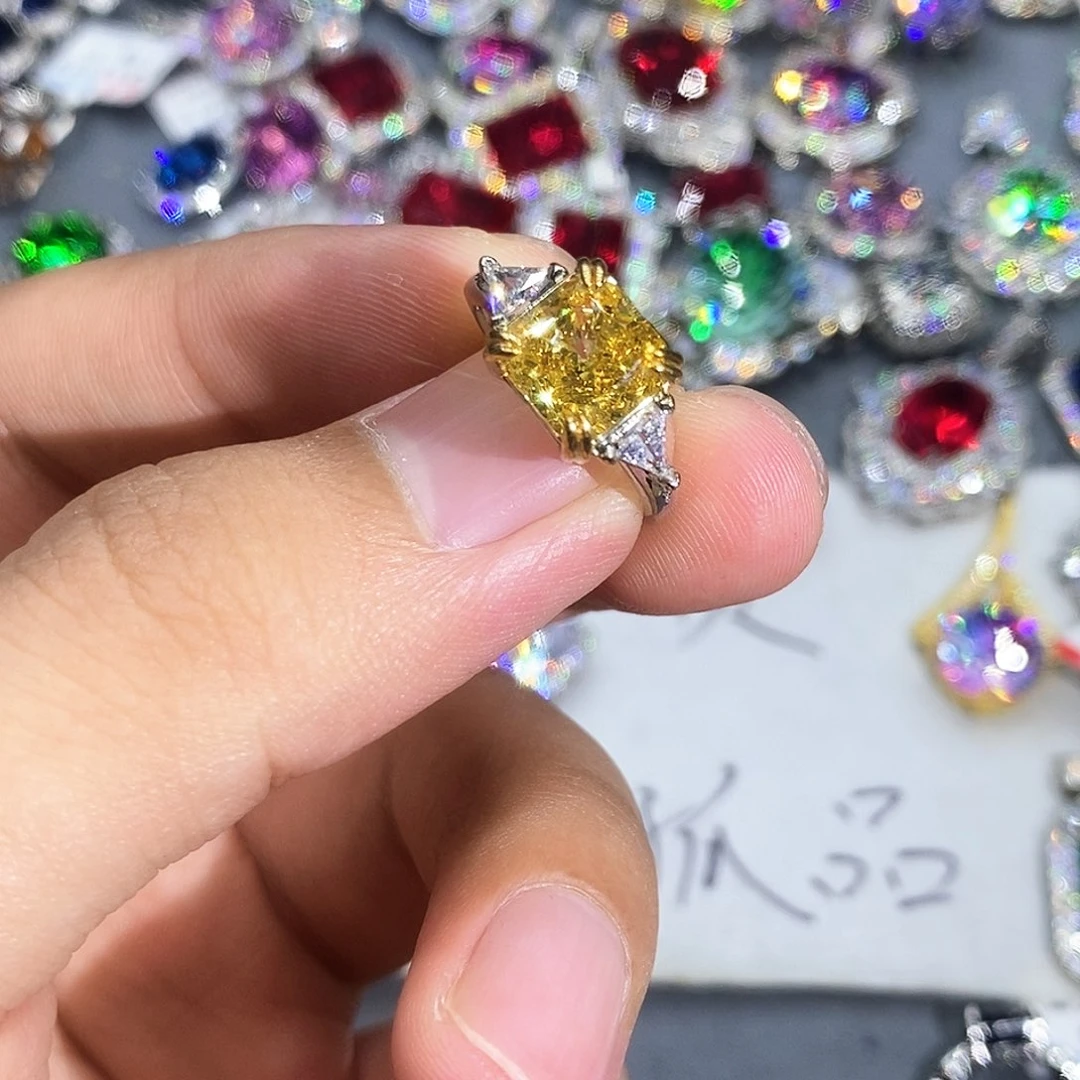 合金石英质玉戒指