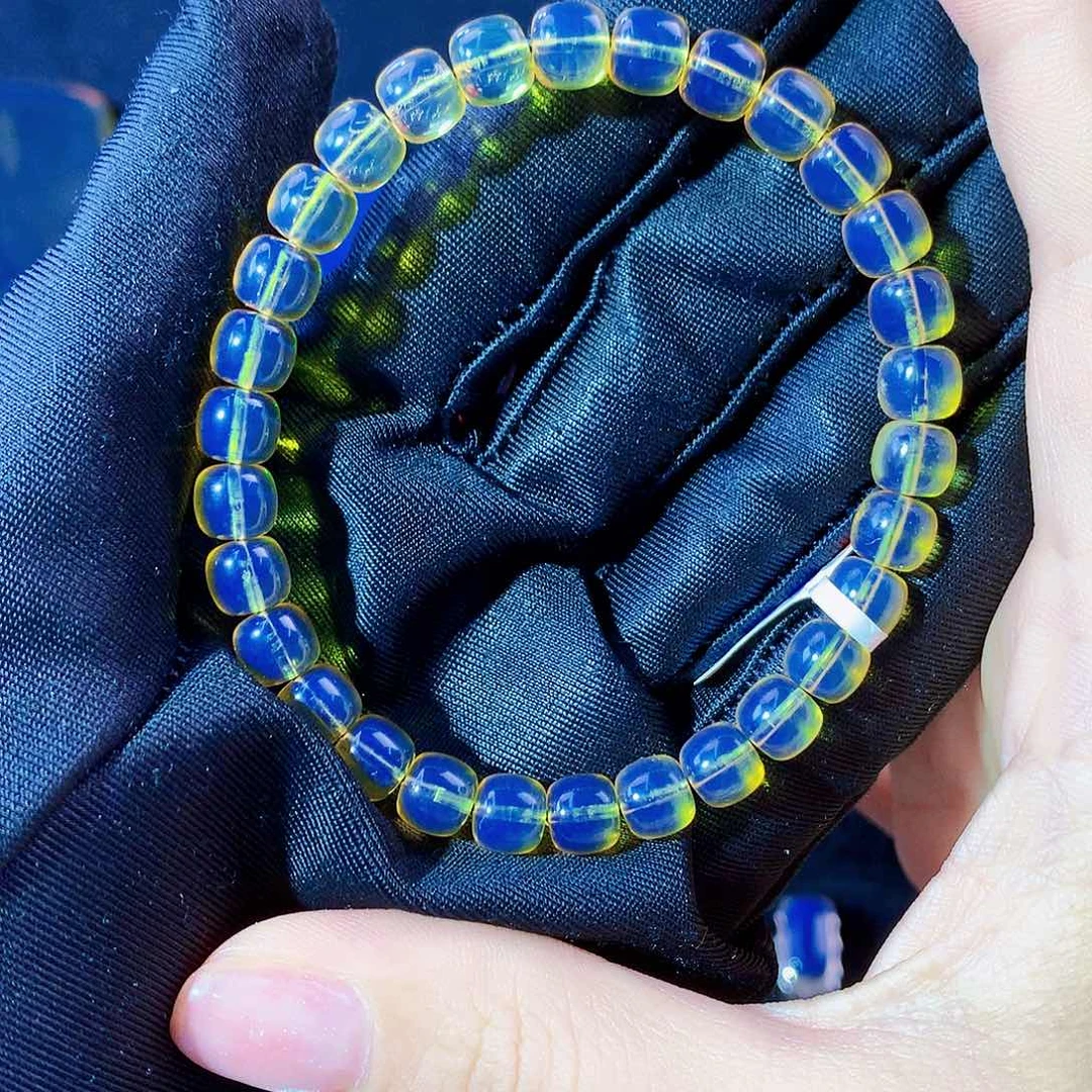 琥珀珠宝奇石未镶嵌吉***乐