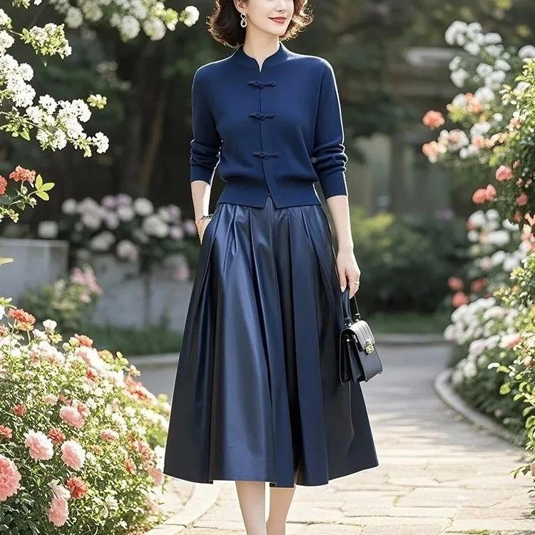 新中式国风套装裙女2025春季新款百搭显瘦蓝色针织衫半身裙两件套
