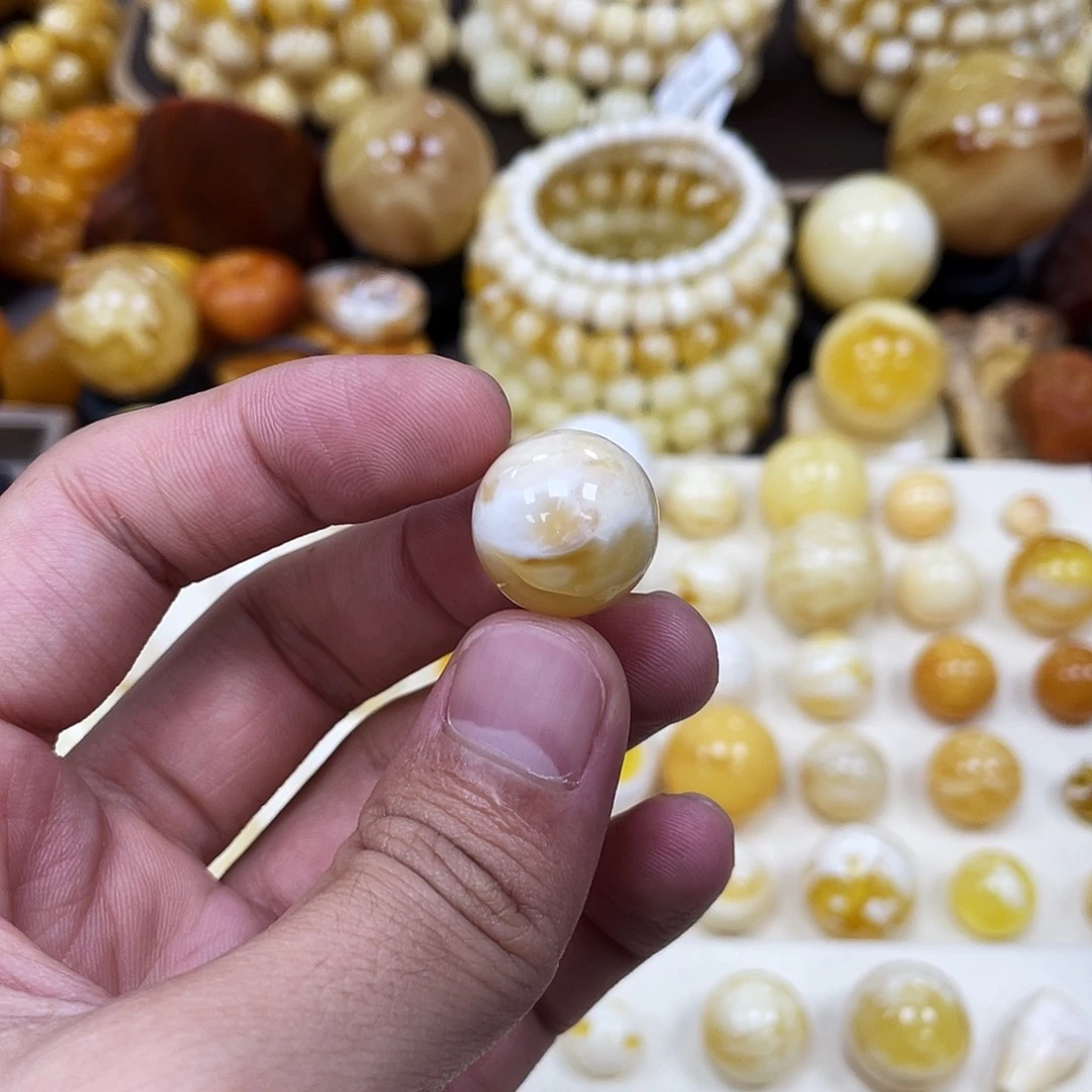 蜜蜡未镶嵌珠宝奇石16.8mm【瓷白妖花】瑕疵圆珠