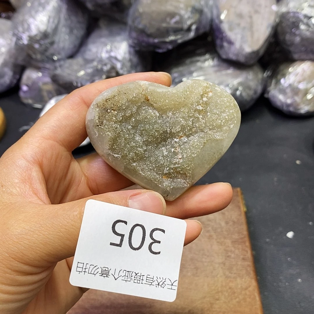 未镶嵌水晶大型摆件（非配饰）