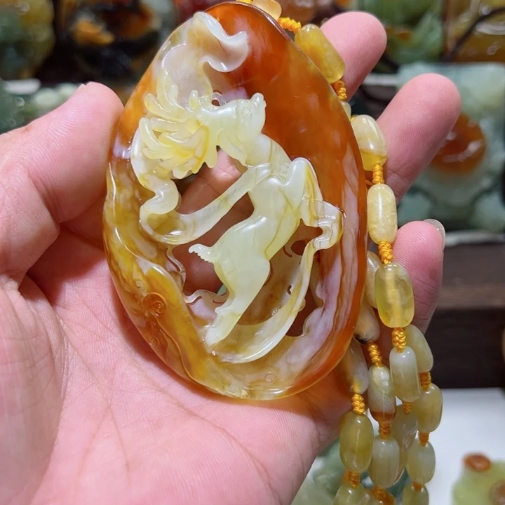 兔***姐未镶嵌岫玉吊坠(不含链)