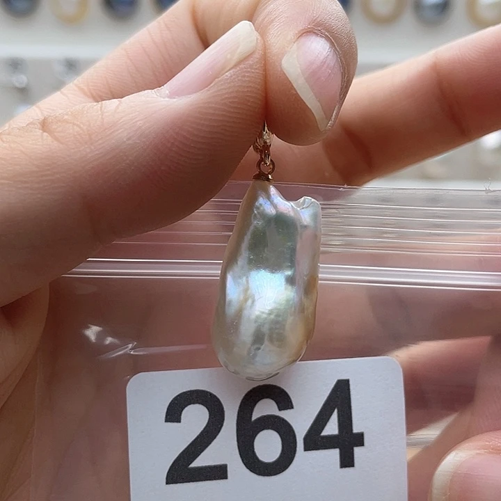 未镶嵌天然珍珠。  漏 漏 漏淡水珍珠