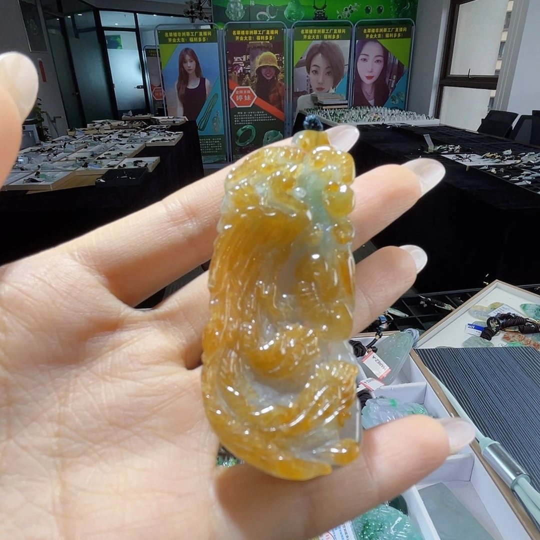 颈饰未镶嵌翡翠一