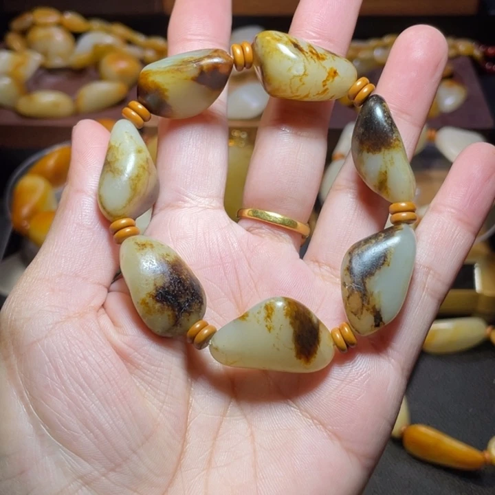 和田玉未镶嵌手链