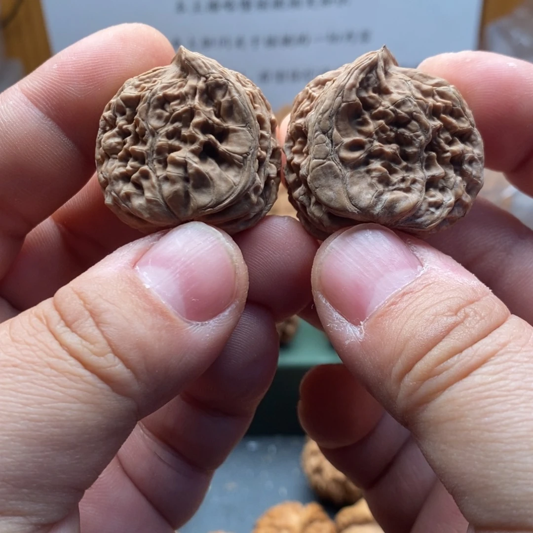 把件文玩核桃四座楼狮子头半壁