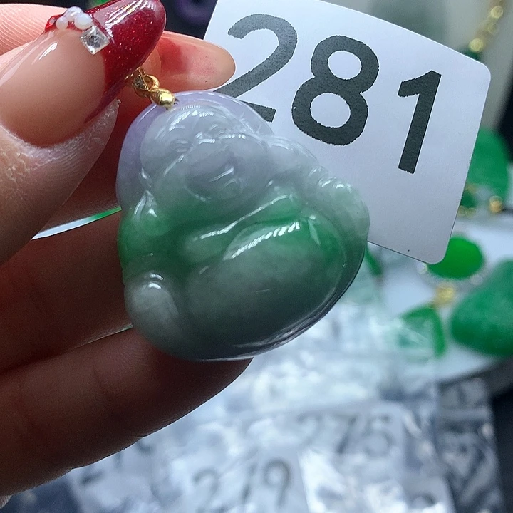 翡翠吊坠(赠链)未镶嵌