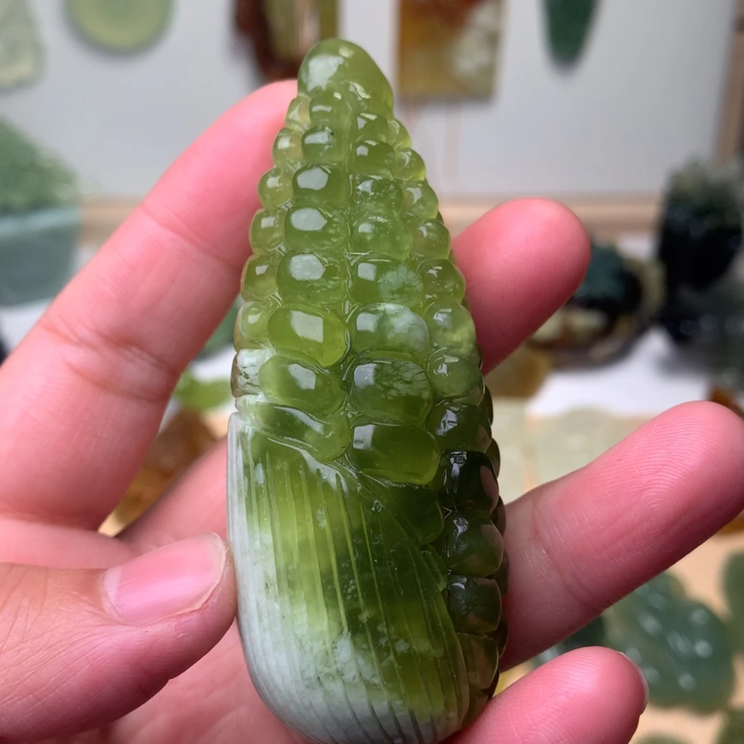 岫玉未镶嵌手把件玉米
