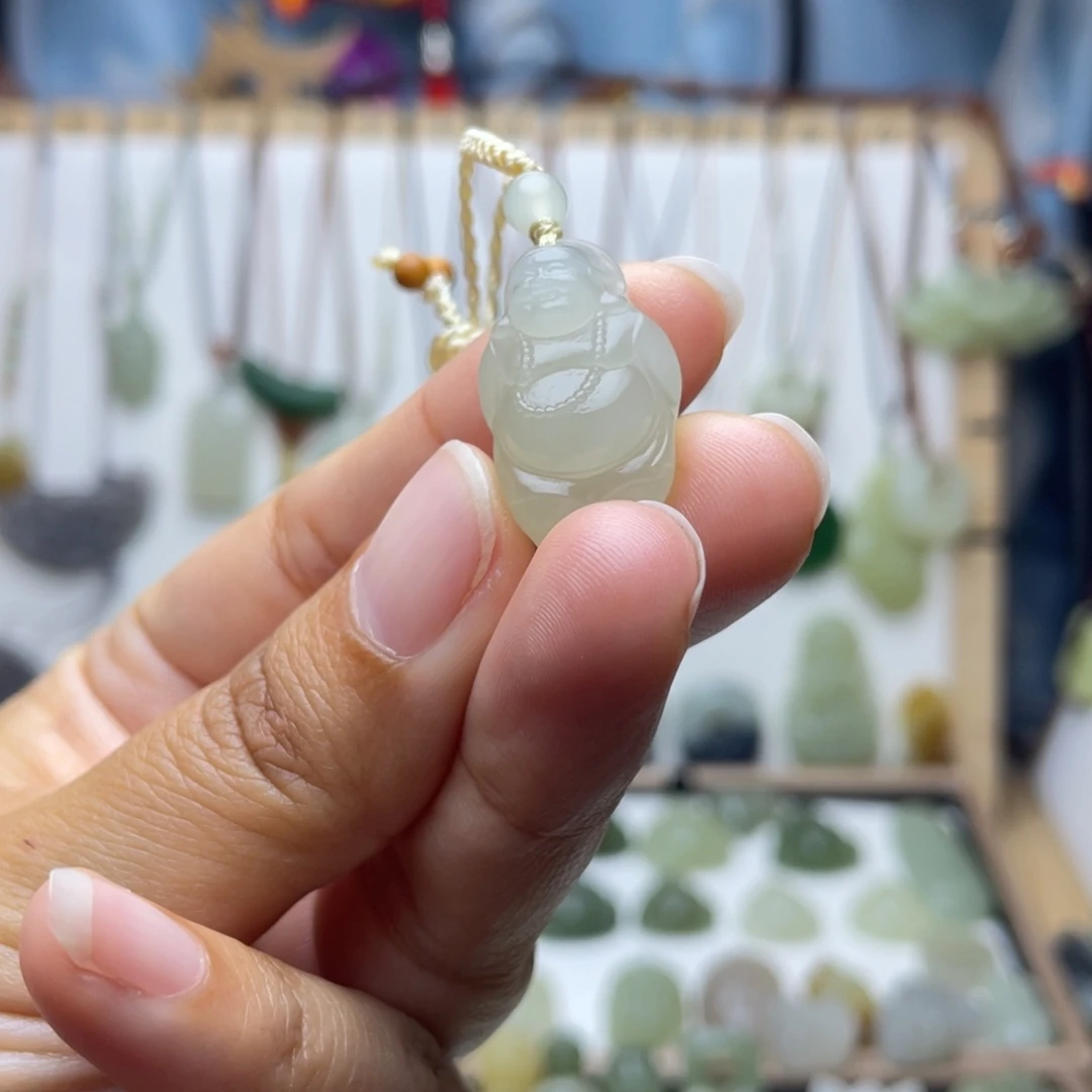 和田玉未镶嵌吊坠(不含链)