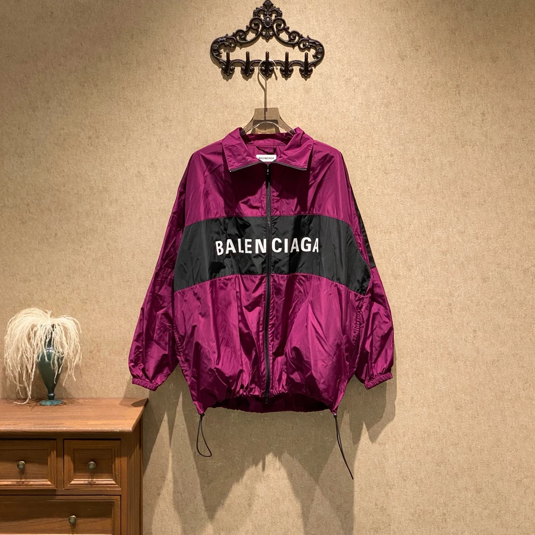未使用 Balenciaga/巴黎世家 字母logo串标冲锋衣外套/32码/40635