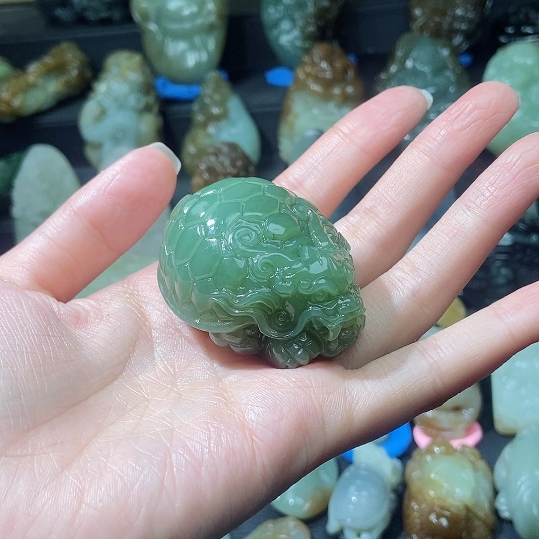和田玉颈饰未镶嵌吉***吉
