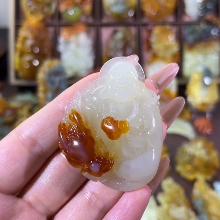 未镶嵌蛇纹石玉颈饰