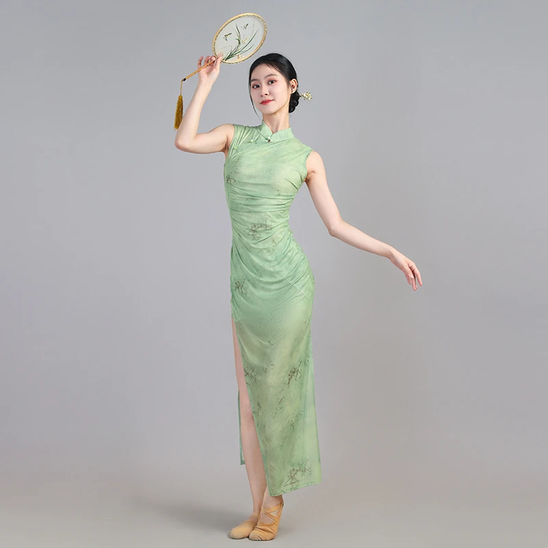古典舞演出服改良版旗袍女2025新款舞蹈服装日常显瘦现代舞练功服