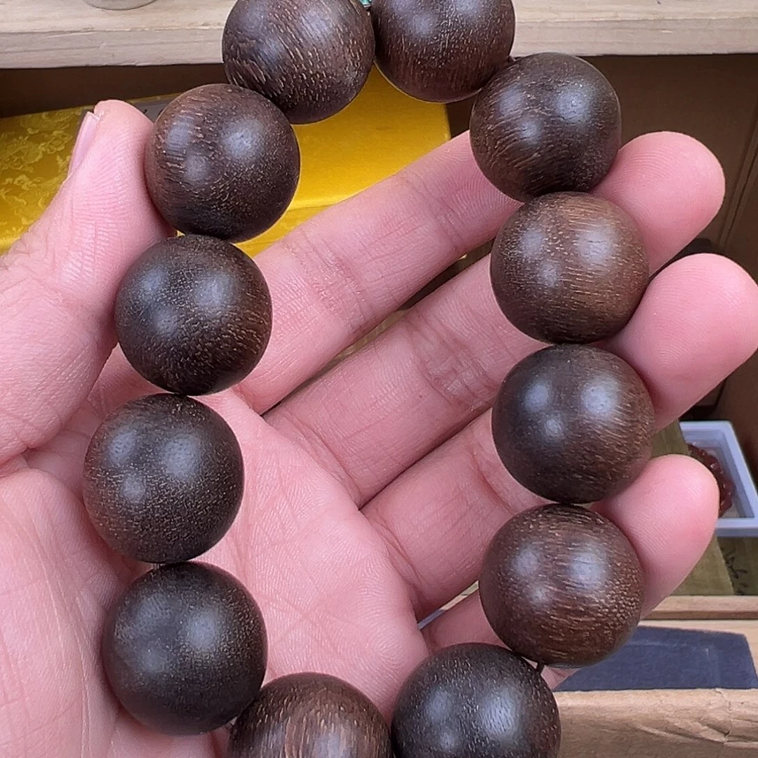 沉香沉香碎屑哈哈好想好可爱