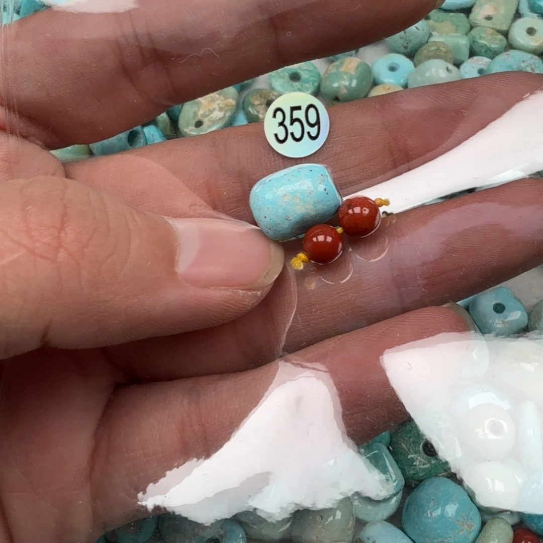 南红玛瑙未镶嵌珠宝奇石