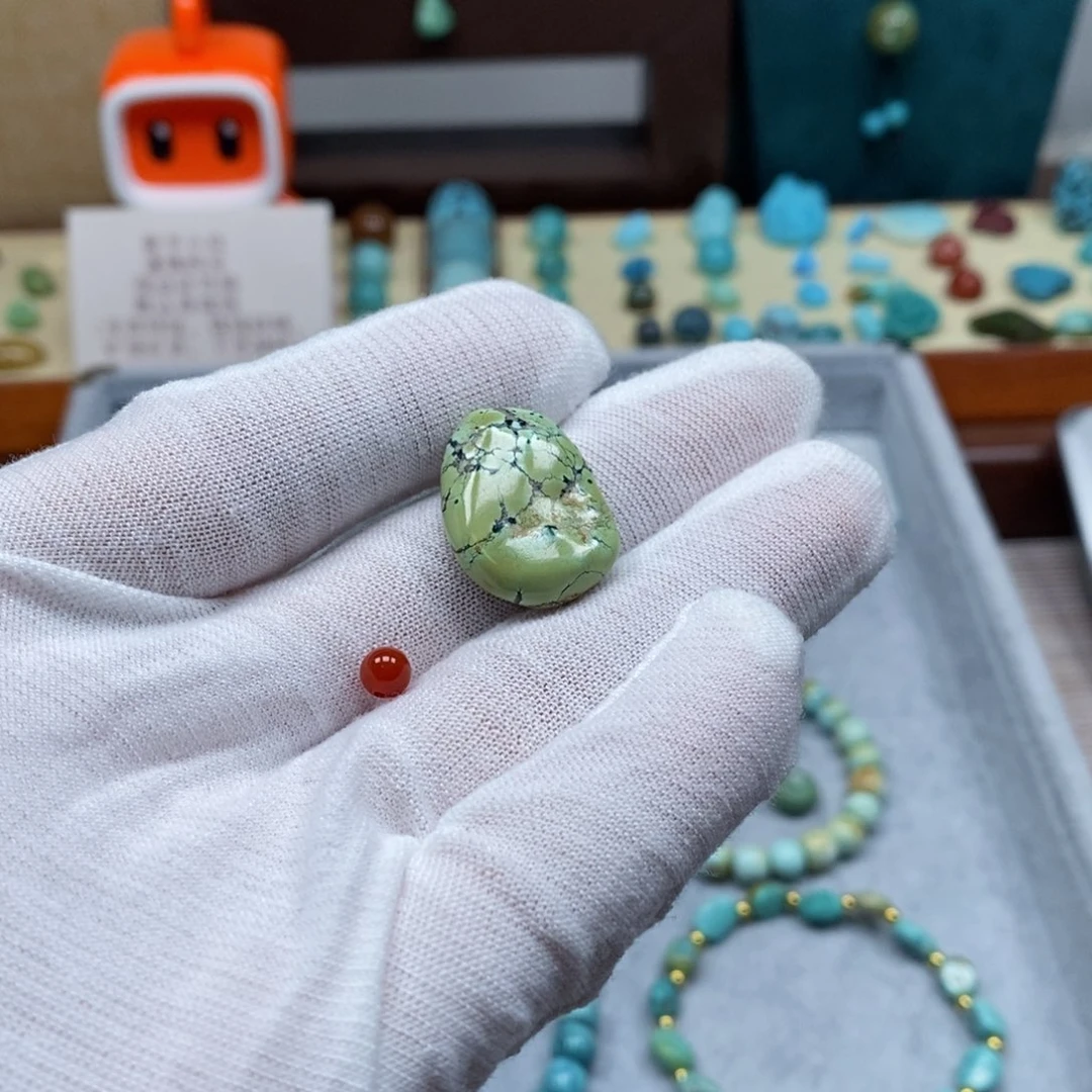 未镶嵌配饰南红玛瑙