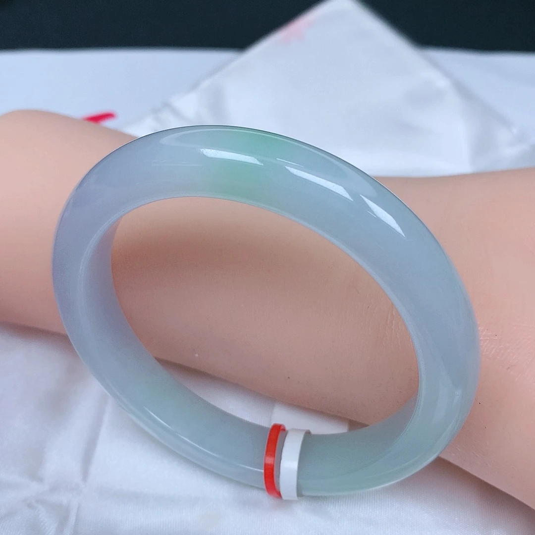 【闪购商品】翡翠手镯未镶嵌@*子，56