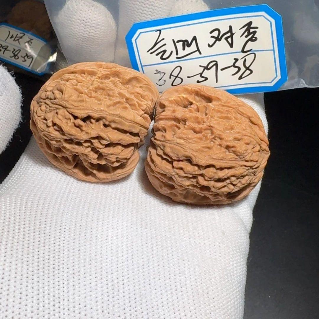 文玩核桃把件33号对歪