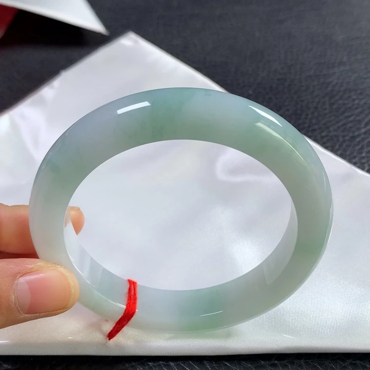 翡翠未镶嵌手镯60圈