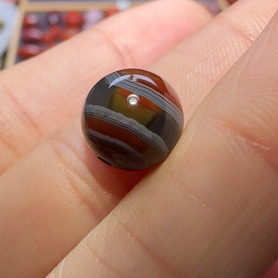 未镶嵌南红玛瑙珠宝奇石