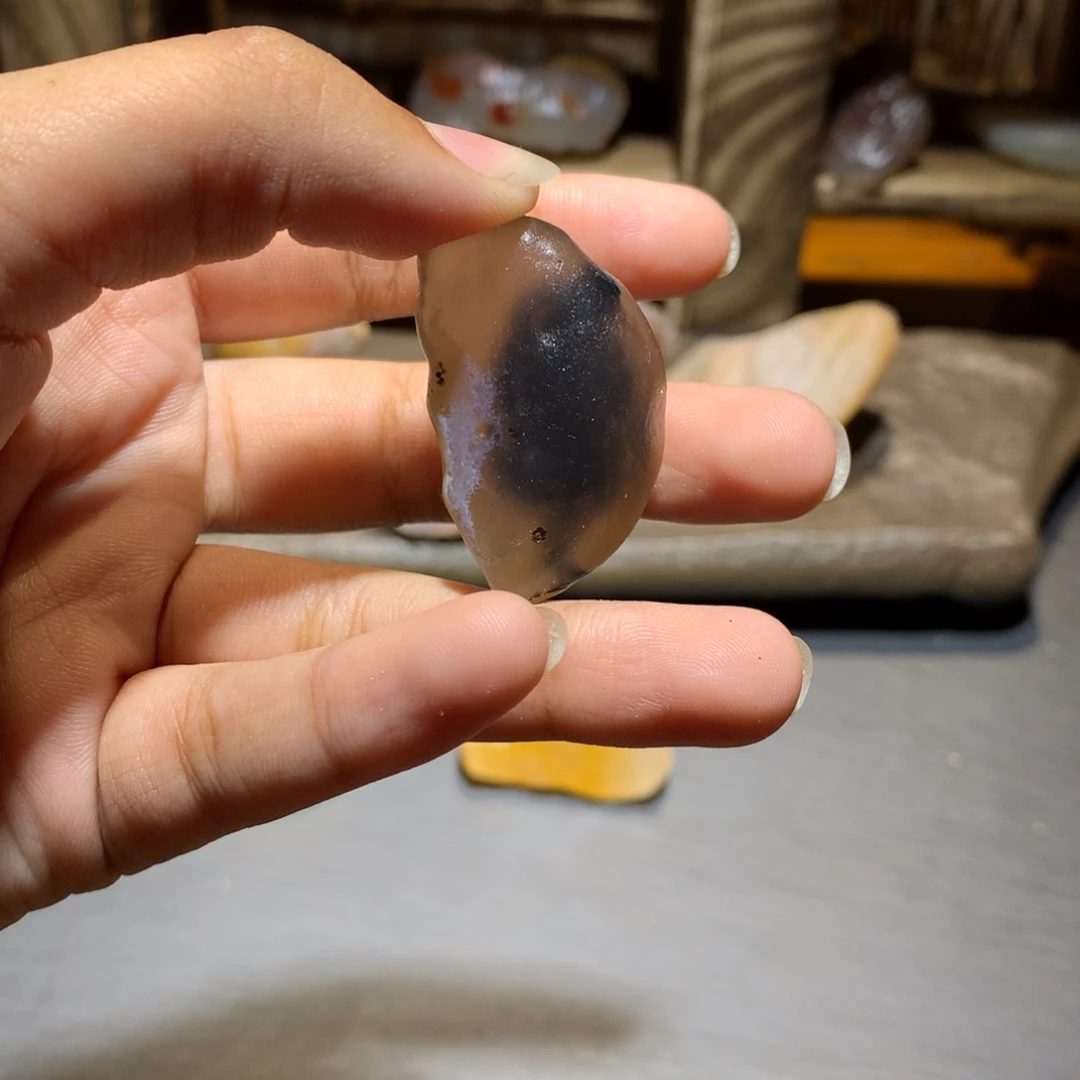 玛瑙/玉髓未镶嵌珠宝奇石