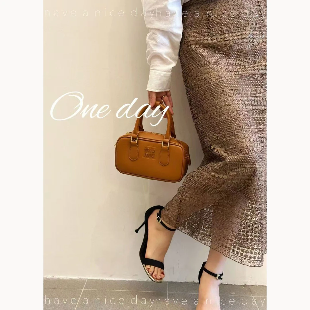 M1595 气质百搭设计感咖色半裙 裙长83  款号S56260