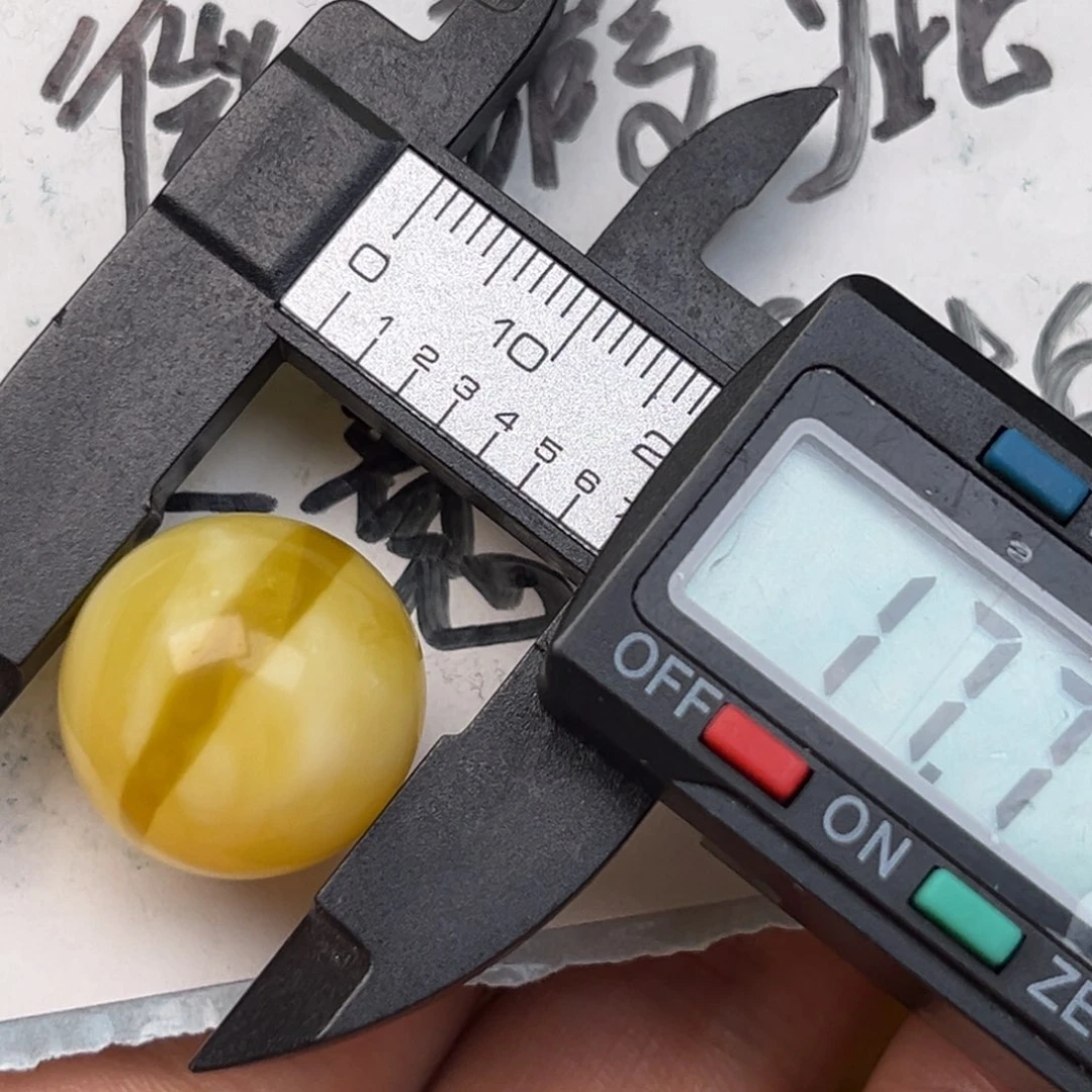 未镶嵌蜜蜡裸石蜜蜡