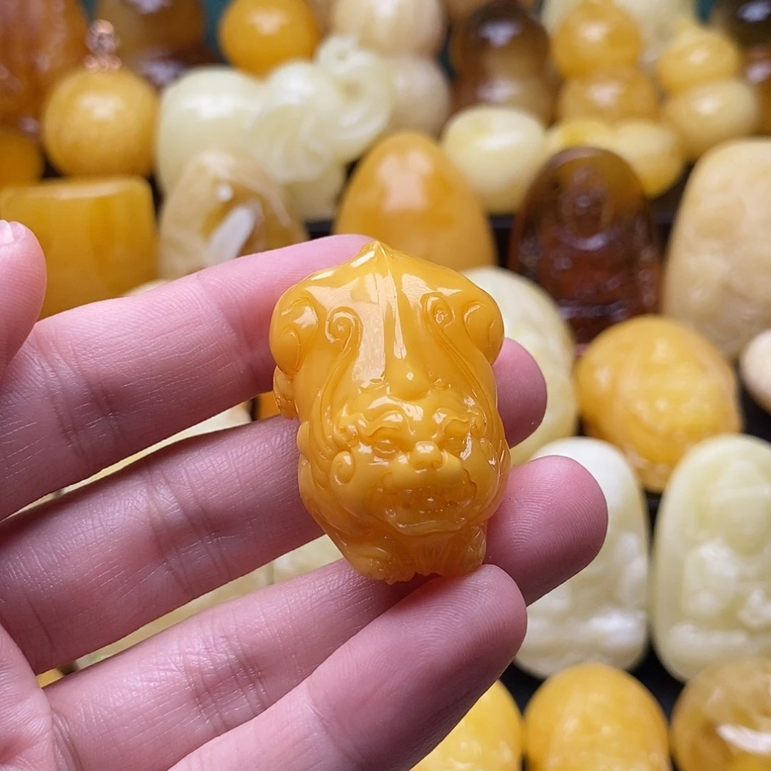 琥珀颈饰未镶嵌琥珀蜜蜡吊坠