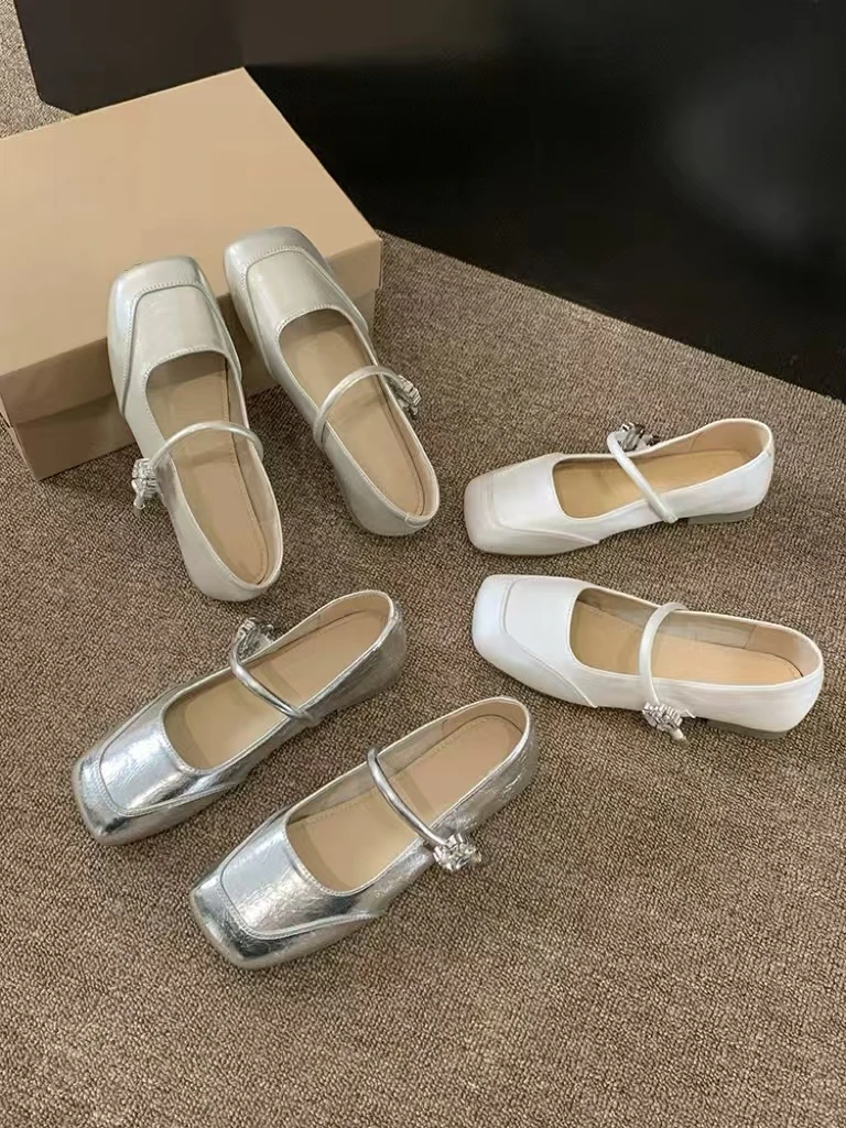 低跟玛丽珍鞋学院风方头单鞋女鞋子欧若动感风