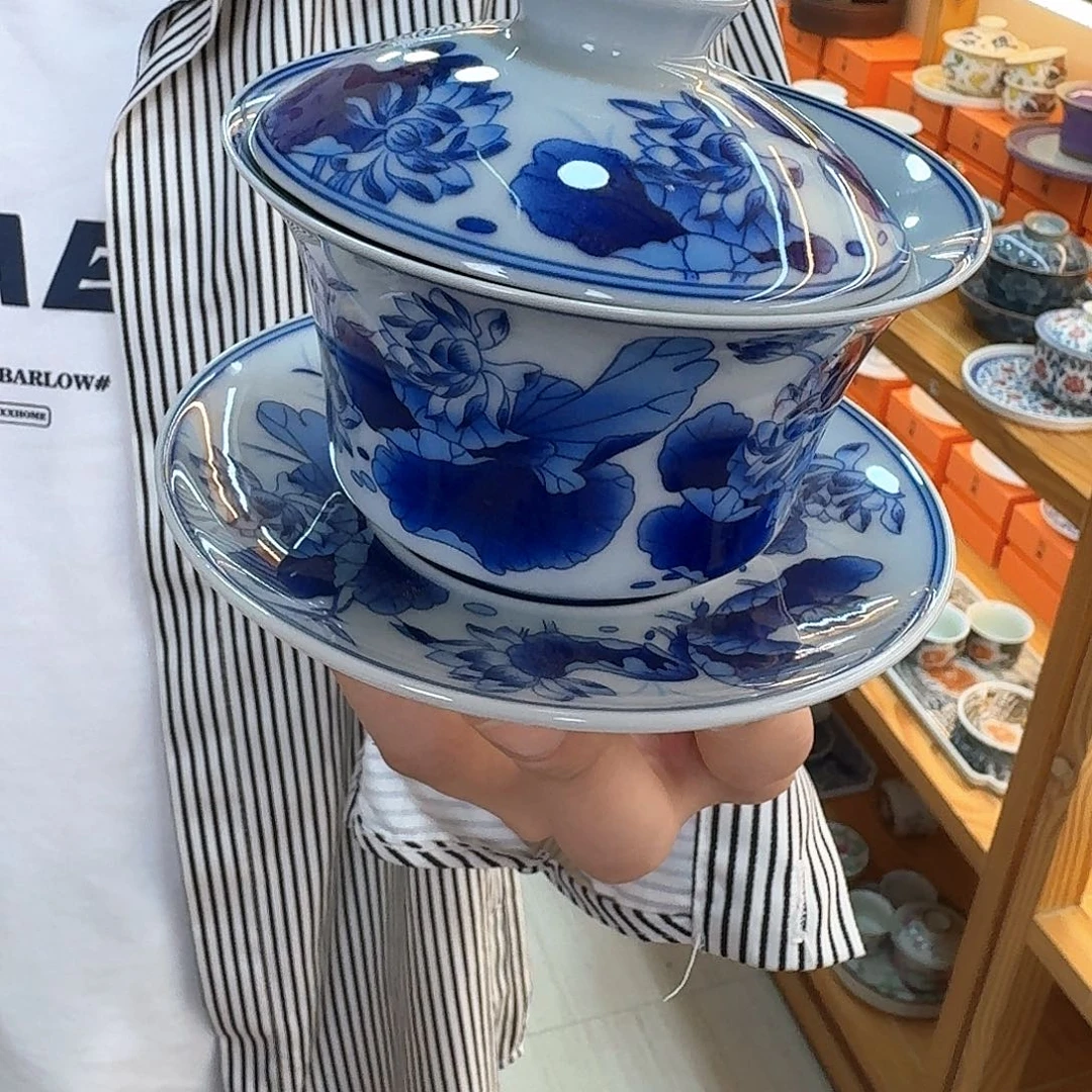 盖碗里的水煮开了放入