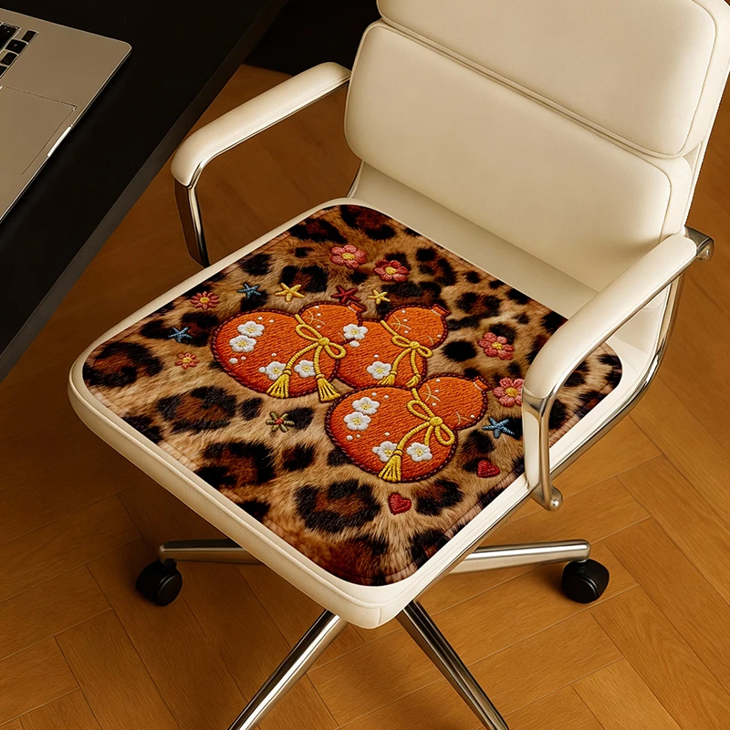 【力力猪】冬季豹纹海绵椅垫办公室宿舍汽车座椅久坐必备家用座垫子