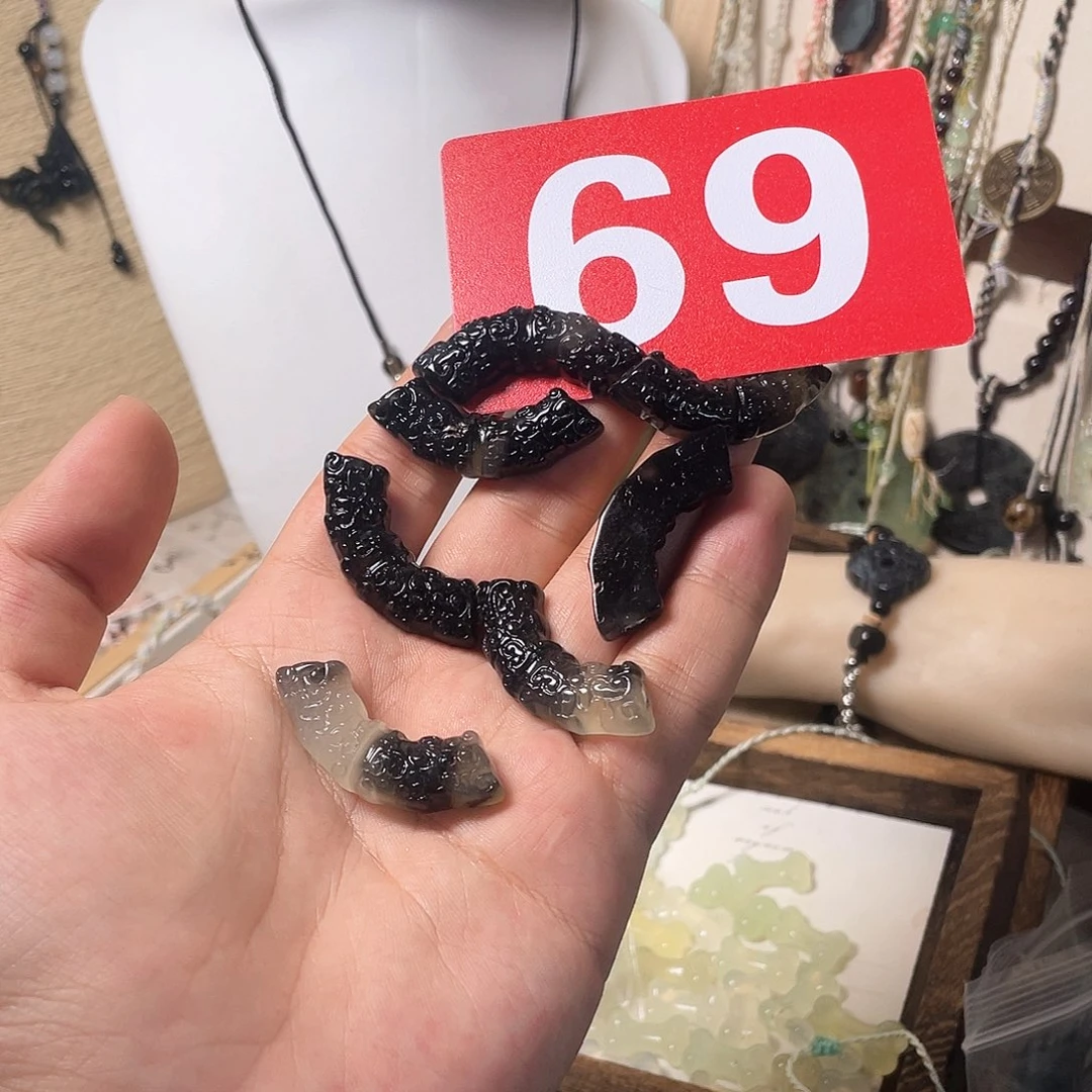 蛇纹石玉合金颈饰