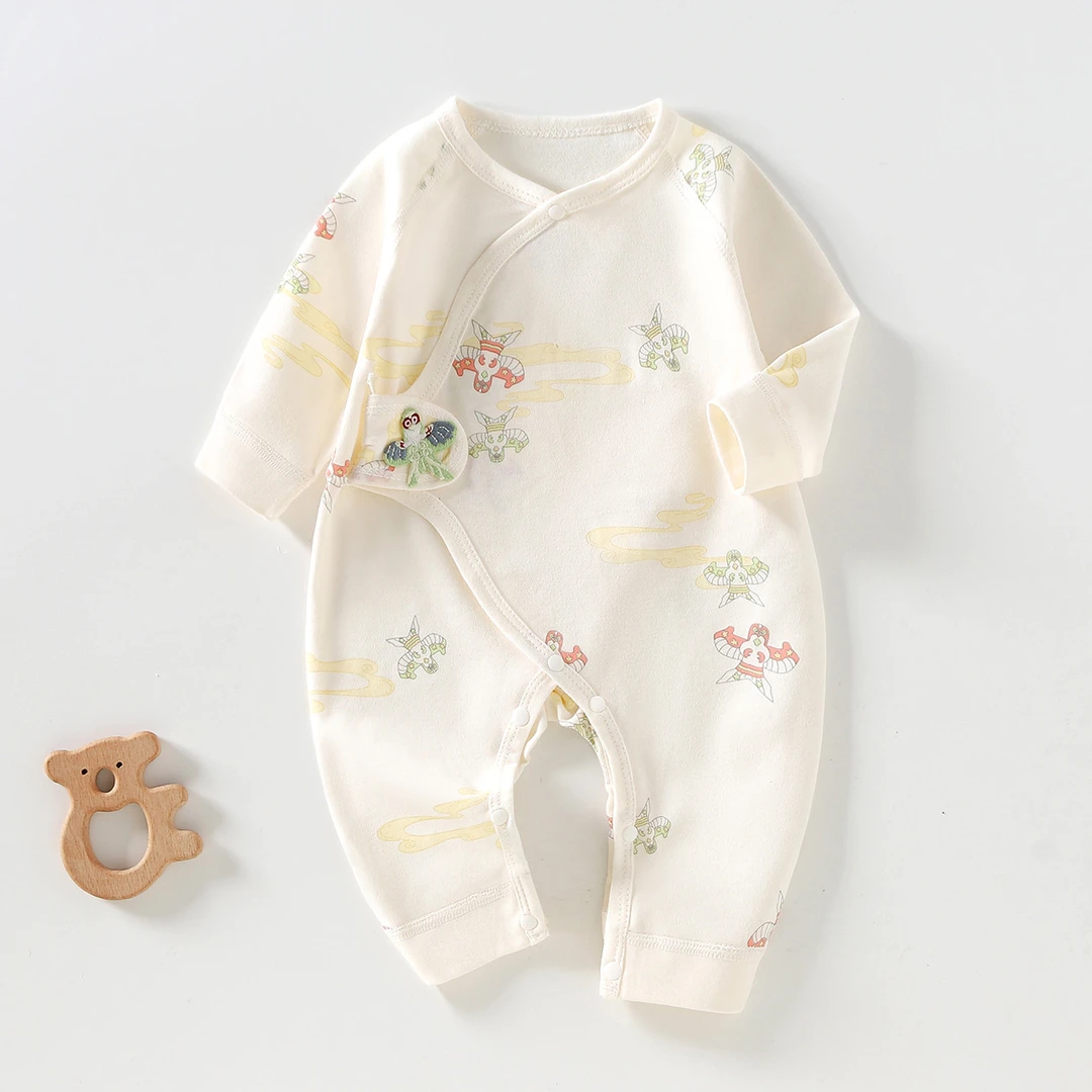 2024年秋冬季新款新生儿衣服四季款初生男女宝宝V领偏襟蝴蝶衣D