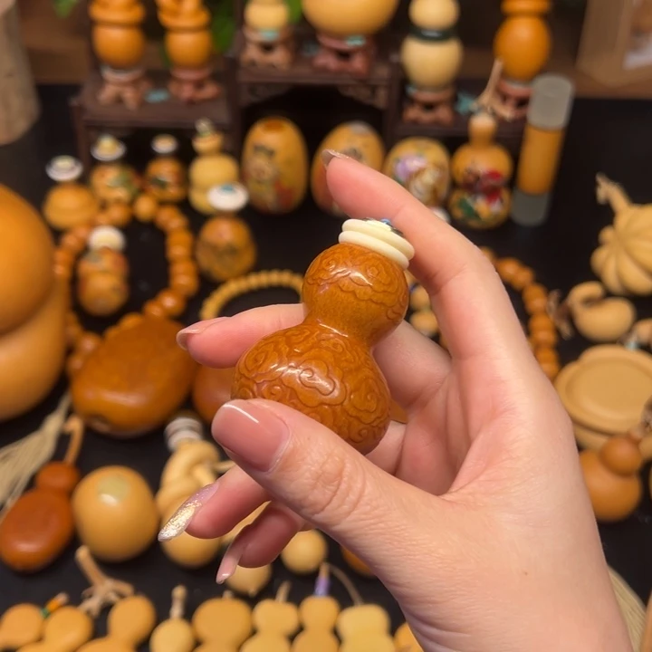 千***️大叶紫檀（黑酸枝木类）