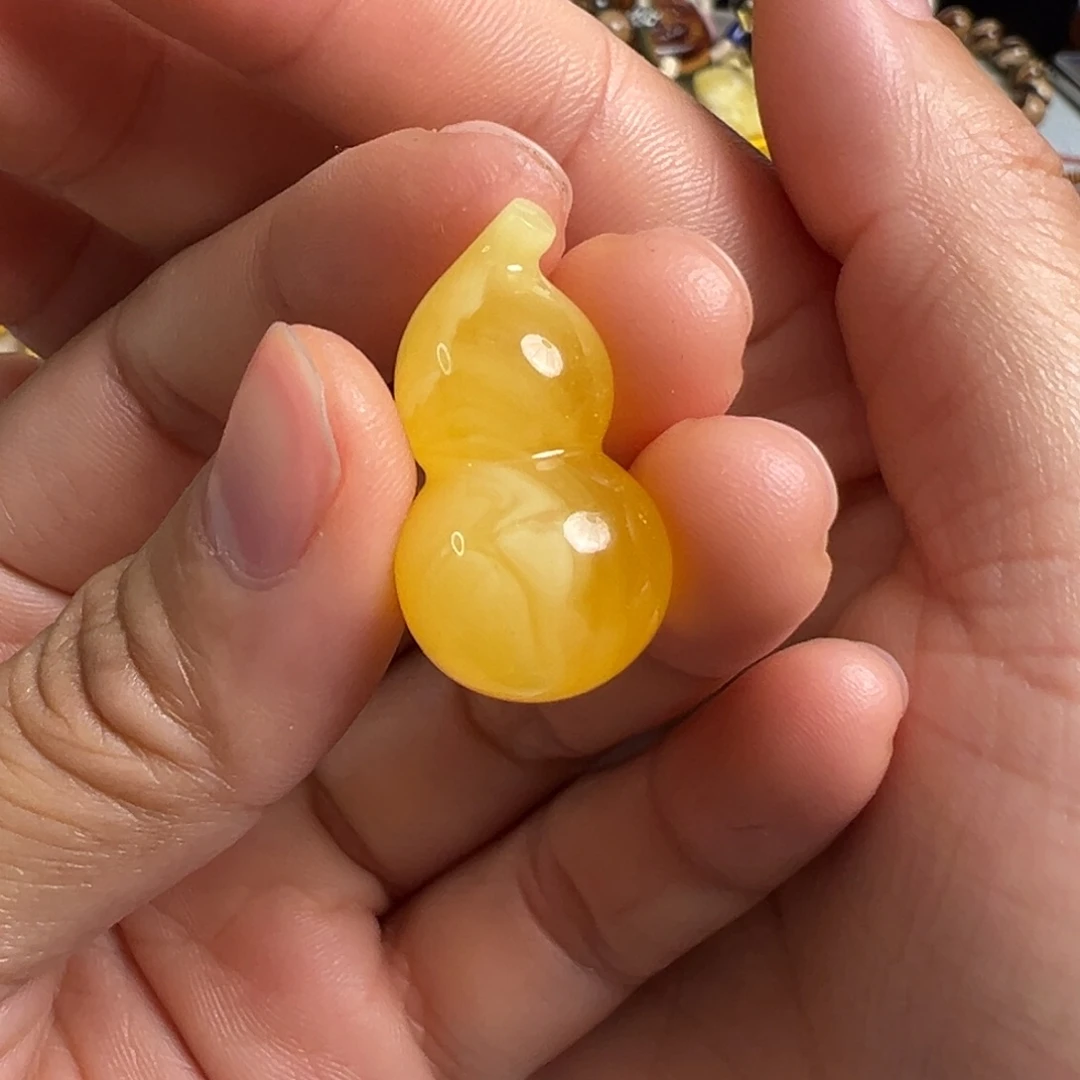 蜜蜡未镶嵌裸石包挂