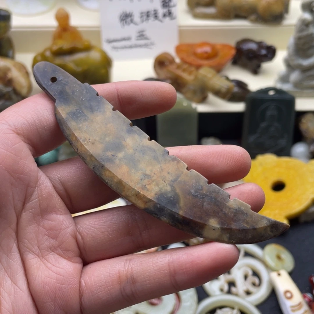 未镶嵌蛇纹石玉颈饰