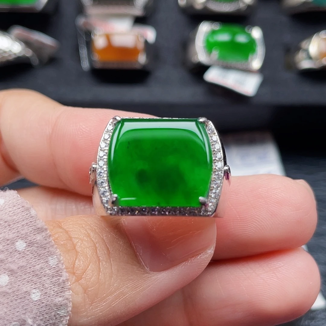 翡翠戒指银S925镶嵌天然a货翡翠没运费险2878