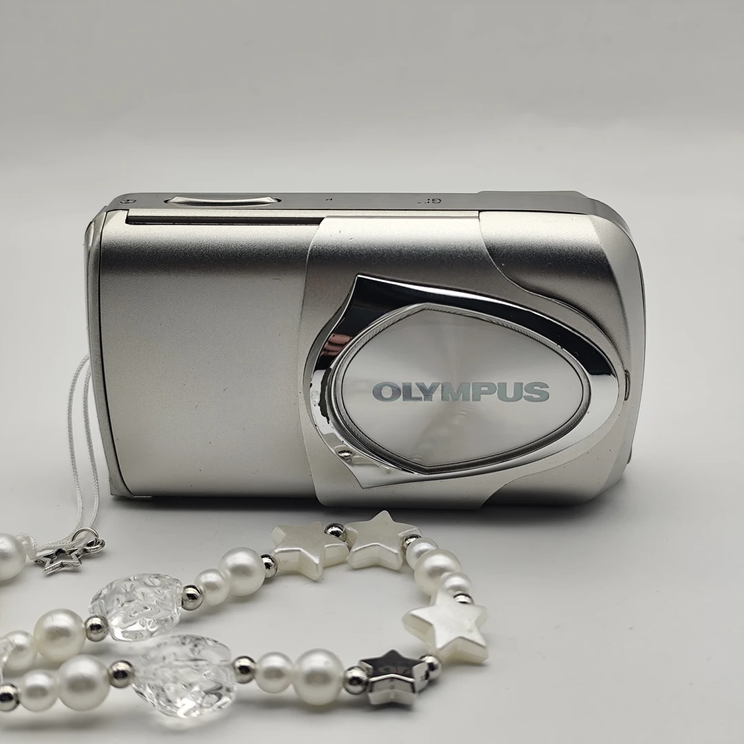 9新 Olympus/奥林巴斯 胶片ccd相机 奥林巴斯u300 小银盾（无卡版）