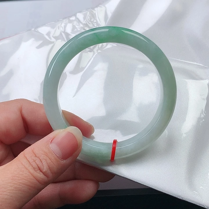 翡翠手镯未镶嵌翡翠036