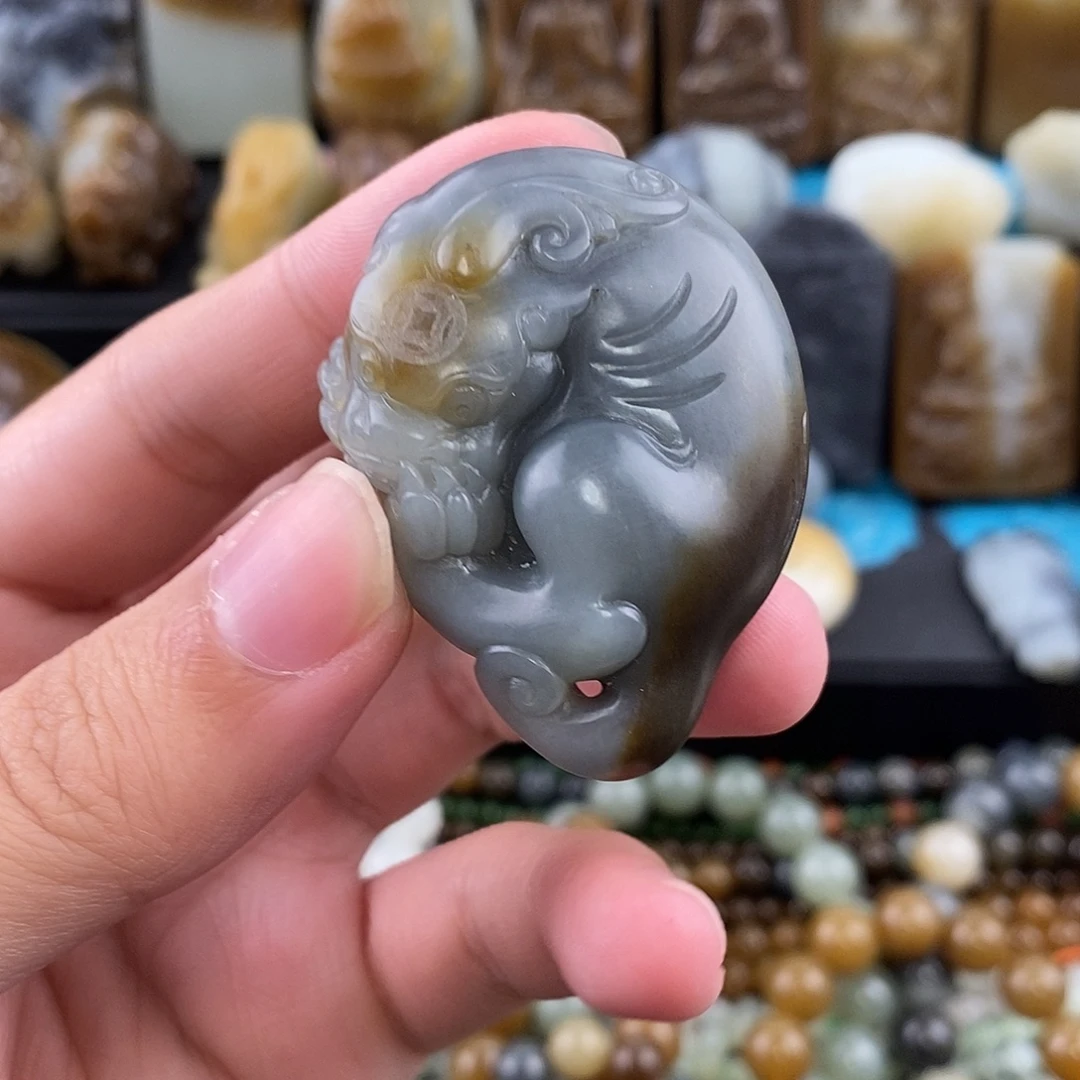 我****和田玉未镶嵌挂件