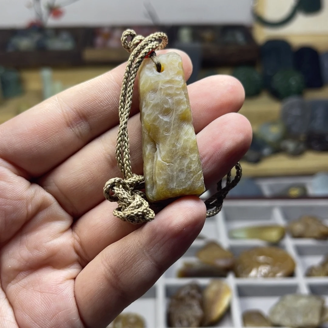 雪***声和田玉未镶嵌颈饰