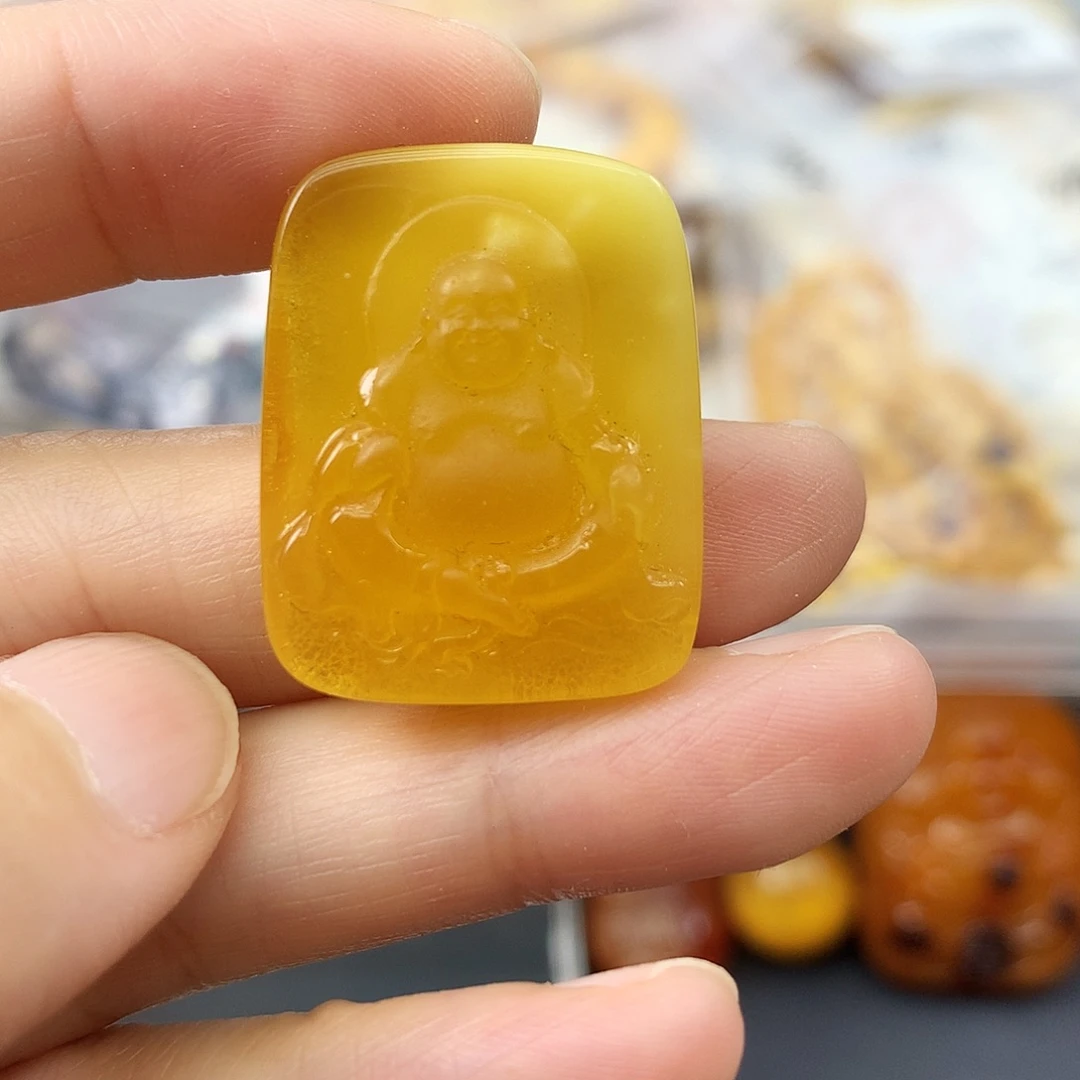 琥珀未镶嵌珠宝奇石